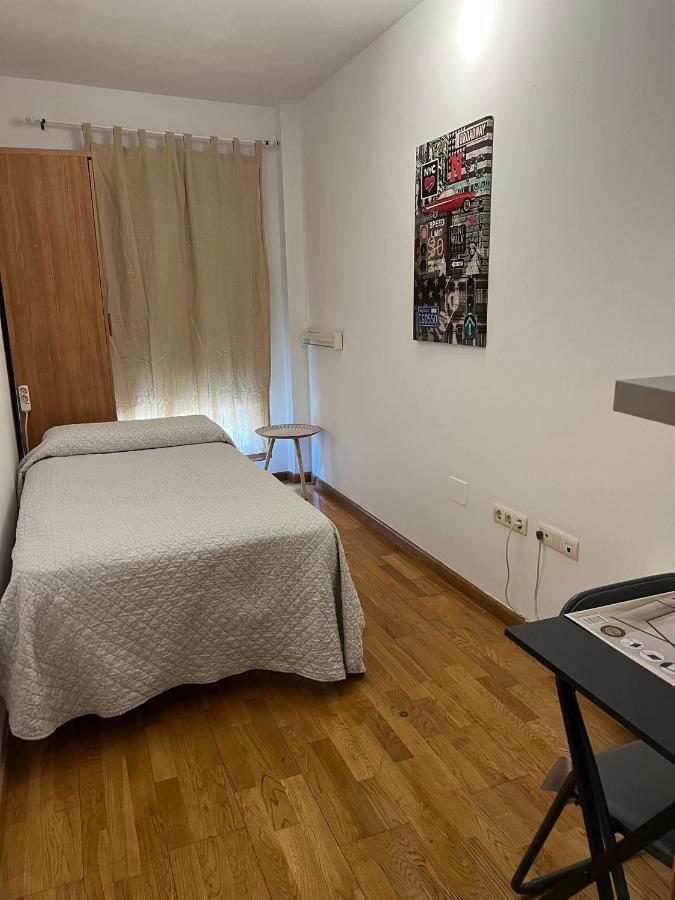 Habitaciones Privadas En Apartamento Compartido Альхесирас Экстерьер фото