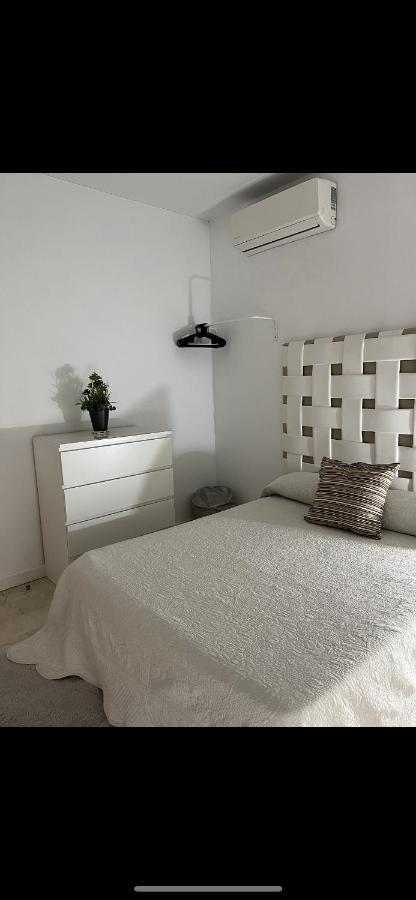 Habitaciones Privadas En Apartamento Compartido Альхесирас Экстерьер фото